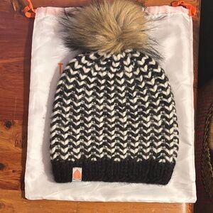 Shit That I Knit beanie with dust bag